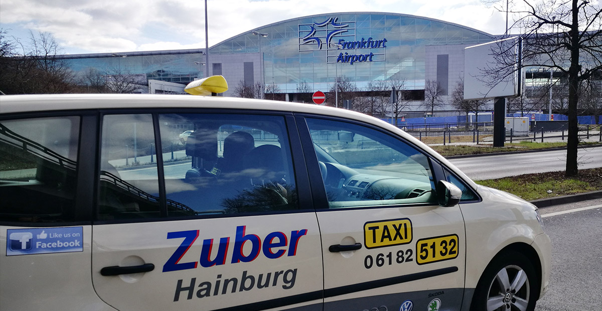 Foto Taxi Zuber Fahrzeug am Flughafen 2